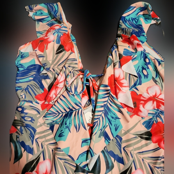 Women's Floral one-piece Swimsuit with ruffled plunging neckline size XL - Picture 10 of 13